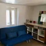 Beautiful Studio Next To Notre Dame Cathedral